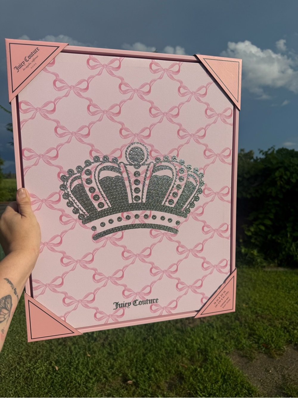 Juicy Couture Pink Glitter Crown Wall Decor